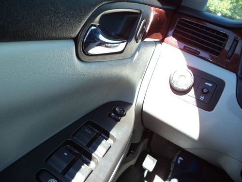 2009 Chevrolet Impala LT Sedan 4-Door 3.5L   NO RESERVE, image 10