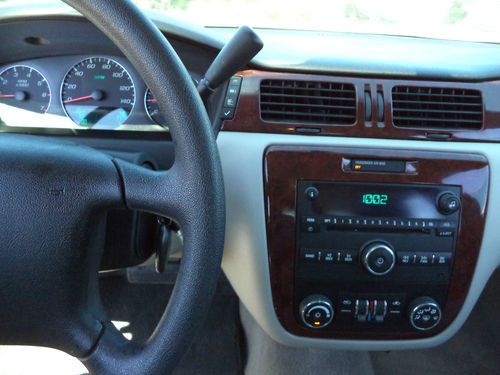 2009 Chevrolet Impala LT Sedan 4-Door 3.5L   NO RESERVE, image 12