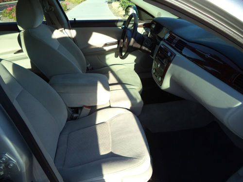 2009 Chevrolet Impala LT Sedan 4-Door 3.5L   NO RESERVE, image 17