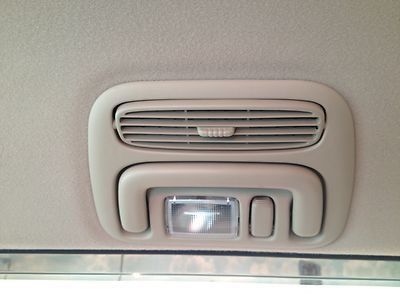 06 CE 7 Passenger 3.3L AM FM Stereo CD Player Power Steering 4 New Tires TOC, image 22