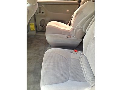 06 CE 7 Passenger 3.3L AM FM Stereo CD Player Power Steering 4 New Tires TOC, image 36