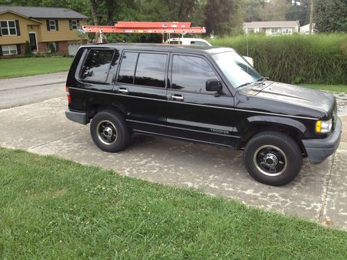 1994 isuzu trooper / 4x4 / suv