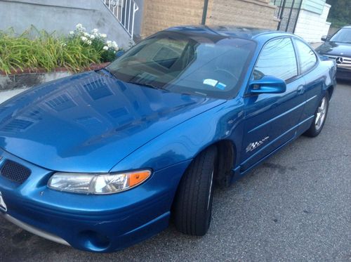 Pontiac grand prix 1998 daytona 500 pace car edition - color blue