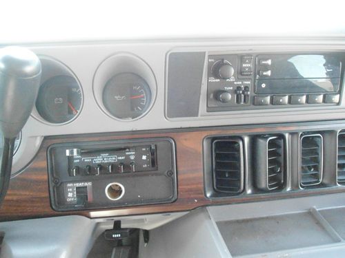 1996 DODGE RAM 3500 VAN (LOW MILES), image 11