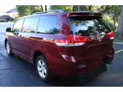 2011 Toyota Sienna Handicap Accessible Wheelchair Van Rear Entry Extra Wide Ramp, image 2