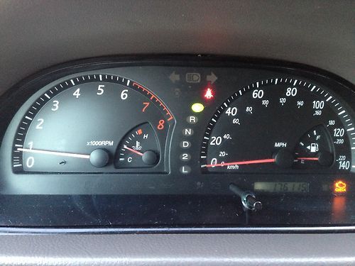 2002 Toyota Camry LE Sedan 4-Door 2.4L, image 7