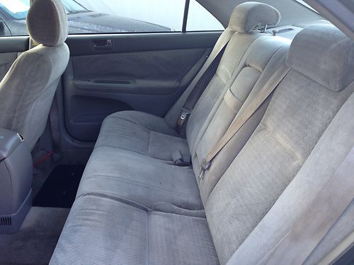 2002 Toyota Camry LE Sedan 4-Door 2.4L, image 12
