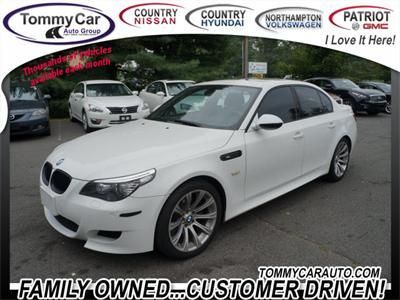 2010 bmw m5 base sedan 4-door 5.0l