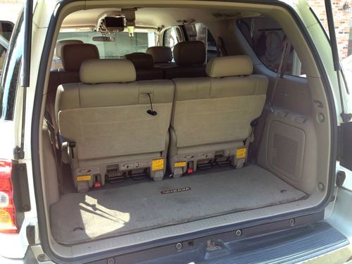 2002 Toyota Sequoia SR5 Sport Utility 4WD 4.7L, image 6