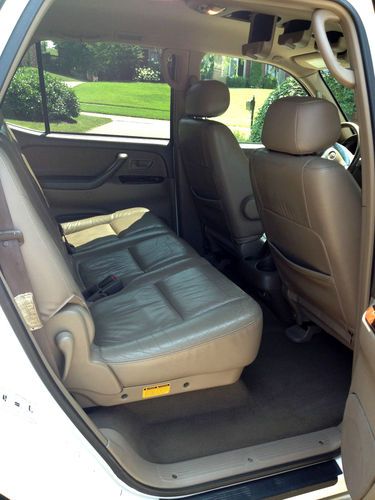 2002 Toyota Sequoia SR5 Sport Utility 4WD 4.7L, image 7