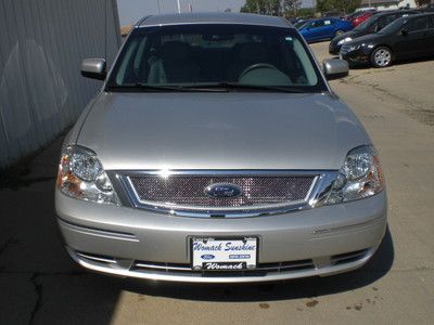 silver leather clean title tinted windows chrome rims new tires low miles, image 3