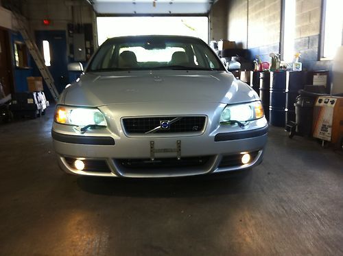 2004 volvo s60 r awd with only 139k  beautiful silver with black/tan interior