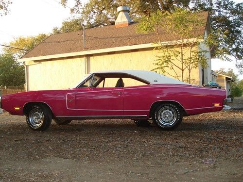 Mopar, FM3, Panther Pink, SE, R/T, No rust, beautiful car, 70, Loaded!, LOOK!, image 2