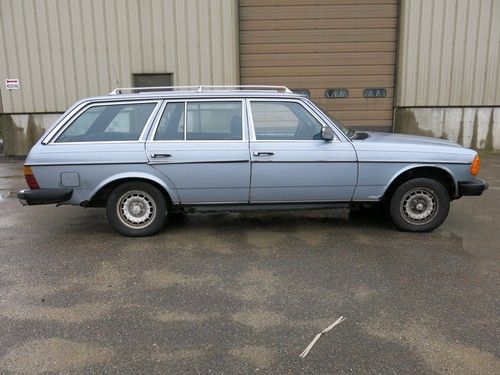 1984 Mercedes 300 TDT TURBO DIESEL WAGON WELL MAINTAINED NO RESERVE **READ**, image 4