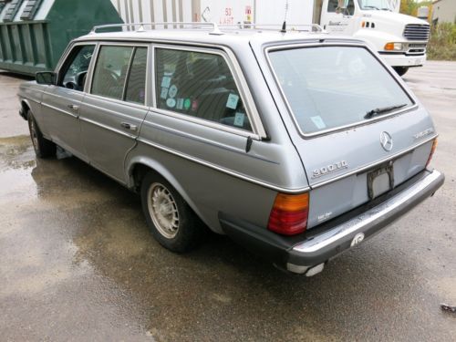 1984 Mercedes 300 TDT TURBO DIESEL WAGON WELL MAINTAINED NO RESERVE **READ**, image 7