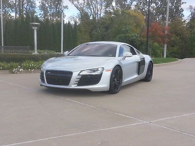 2008 audi r8 r tronic trans navi premium pkg must see