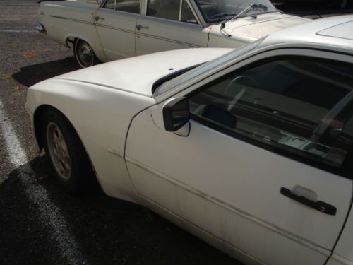 1985.5 Porsche 944 white, image 8