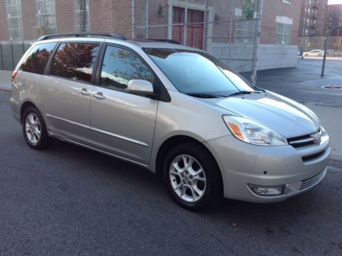 2004 Toyota Sienna XLE Limited Mini Passenger Van 5-Door 3.3L, US $6,450.00, image 3