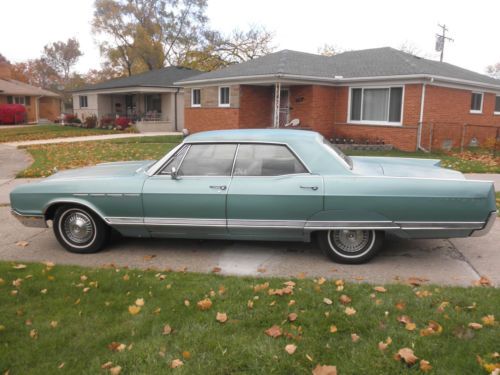 1965 buick electra 225 4 door hardtop