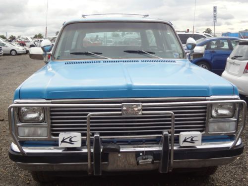 1980 chevrolet c10 suburban custom deluxe sport utility 4-door 7.4l