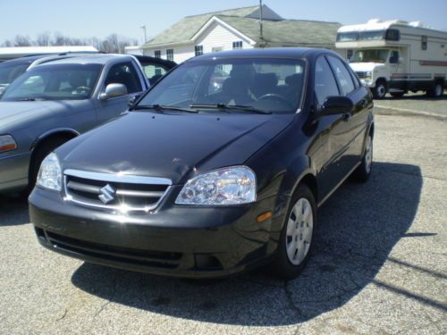 2008 suzuki forenza 4-door sedan automatic