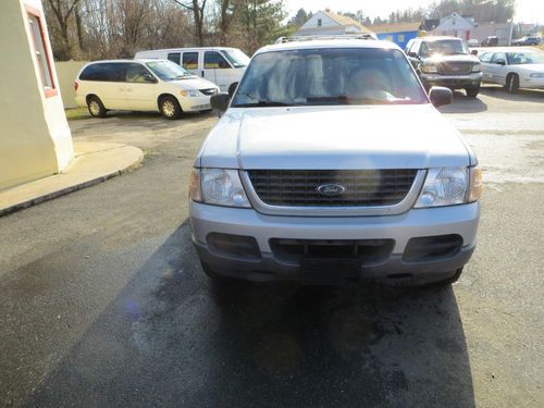 2002 ford explorer xlt sport utility 4-door 4.0l