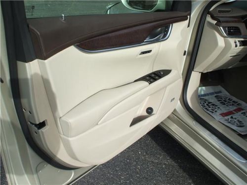 2013 CADILLAC XTS LUXURY PACKAGE ALL WHEEL DRIVE PREVIOUS GM COMPANY CAR, US $39,990.00, image 10