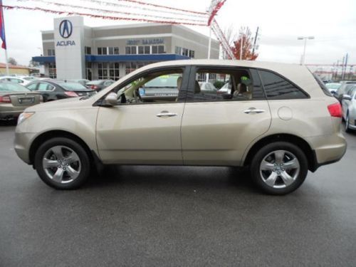 Local car,serviced here,sport navigation/dvd,4wd