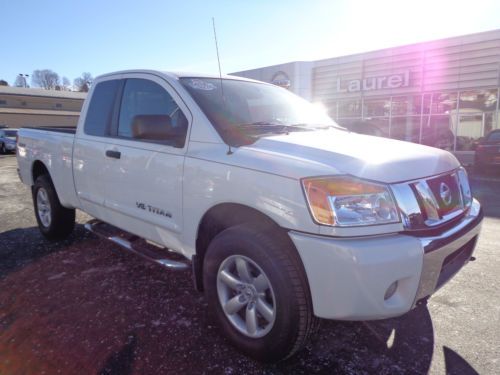 2010 titan king cab se off road v8 4x4 bedliner tow package video 1 owner carfax