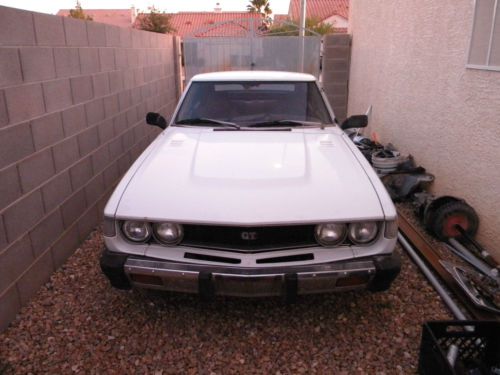 1977 toyota celica gt hatchback 2-door 2.2l