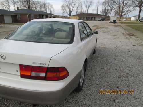 1997 Lexus ES300 Base Sedan 4-Door 3.0L, image 5