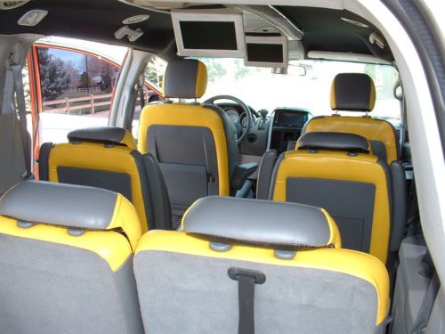 2008 dodge grand caravan sxt stow-n-go 3.8l minivan