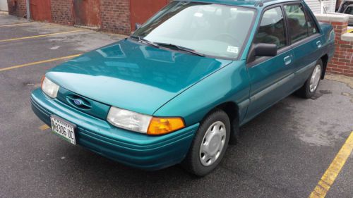 1995 ford escort sedan 4-door 1.9l