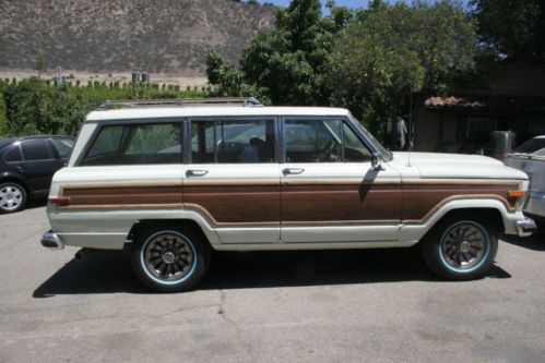 1986 jeep grand wagoneer white/tan 4x4 woody woodgrain !