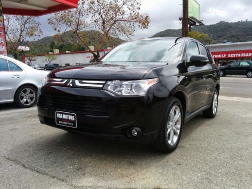 All new 2014 mitsubishi outlander gt s-awd suv 4-door 3.0l fully loaded!