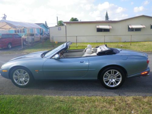 Jaguar xkr convertible