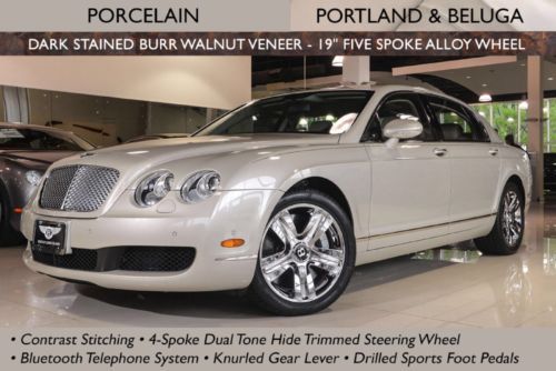 Porcelain / portland &amp; beluga; contrast stitching; 19&#034; five spoke chrome wheels