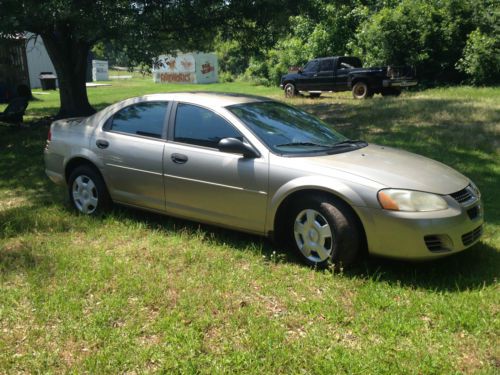 2004 dodge stratus se sedan 4-door 2.7l