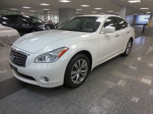 2011 infiniti