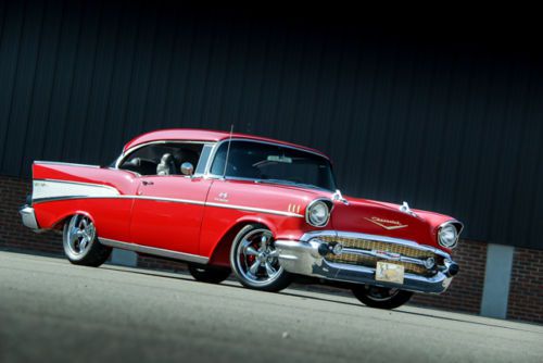 1957 chevy bel air, corvette lt1 350/330hp v8, 4-whl disc brakes, a/c, resto mod