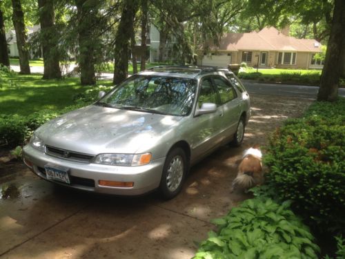 1997 honda accord ex wagon 5-door 2.2l