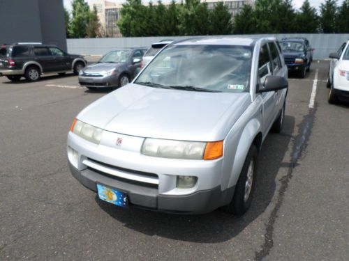 2002 saturn vue  awd silver