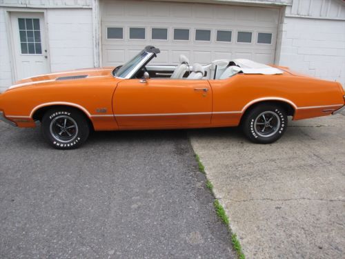 1972 oldsmobile 442 convertable great color original low miles low reserve look!