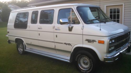 1992 chevrolet g20 winnebago conversion van