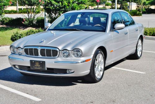 2004 jaguar xj8 with sunroof only 71,000 miles