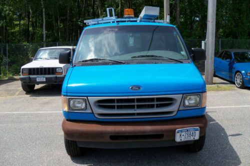 2002 ford e-350 econoline base standard cargo van 2-door 5.4l