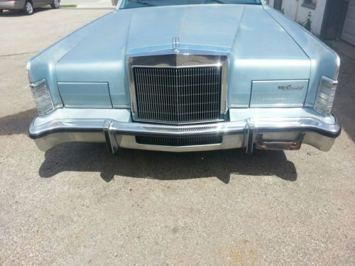 1979 Lincoln Continental Base Hardtop 2-Door 6.6L, image 2