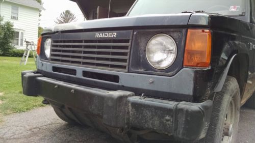 1988 dodge raider mitsubishi montero 4wd 2.6 (barn kept for last 10 years)