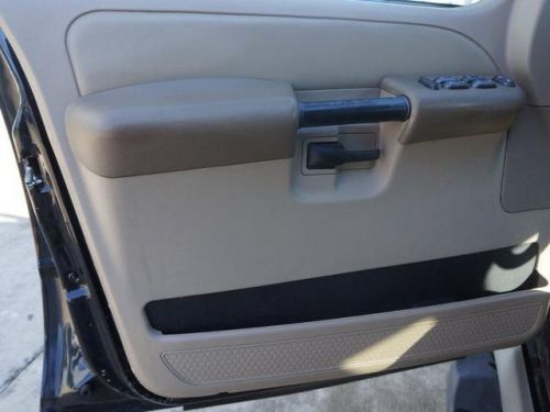 2003 ford explorer sport trac xls