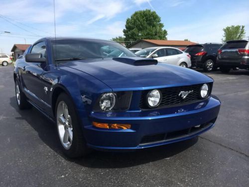 2009 ford mustang